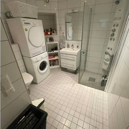 Stylist 2 Bed - Perfect For Ons *